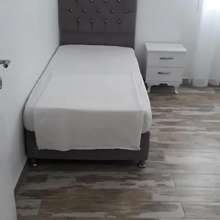 Cicek Aparthotel