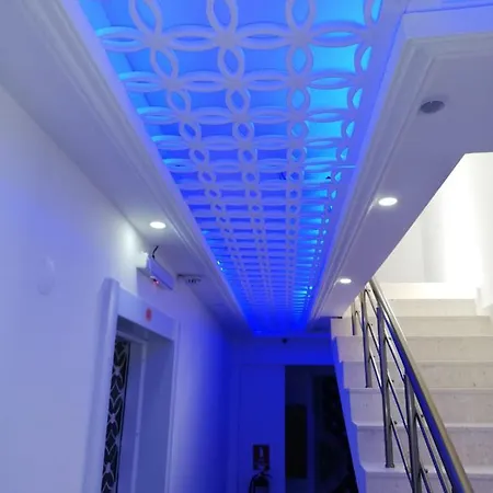 Apart Otel çıçek Didim